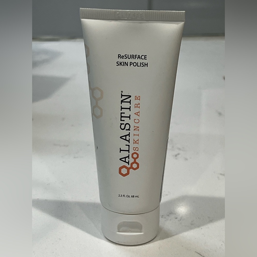 Alastin Skincare ReSURFACE Skin Polish - White and Orange